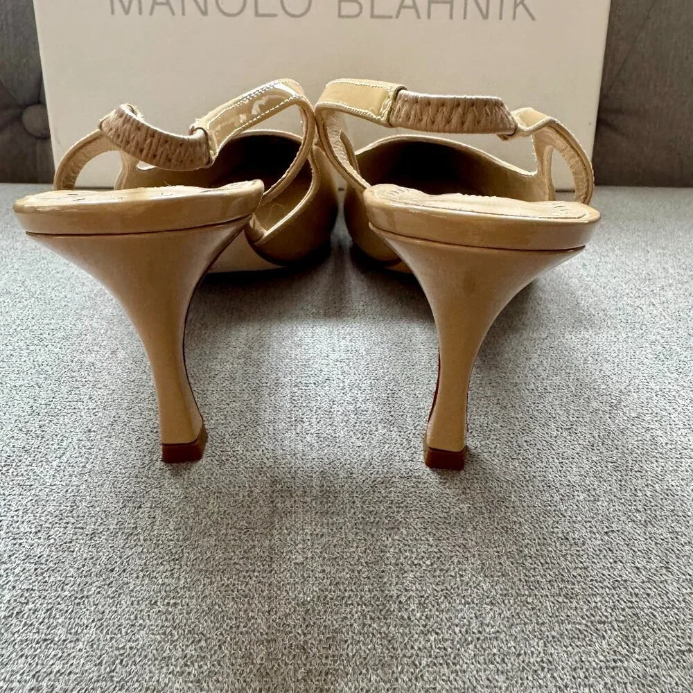 Manolo Blahnik Bretto Slingbacks - Picture 3 of 5